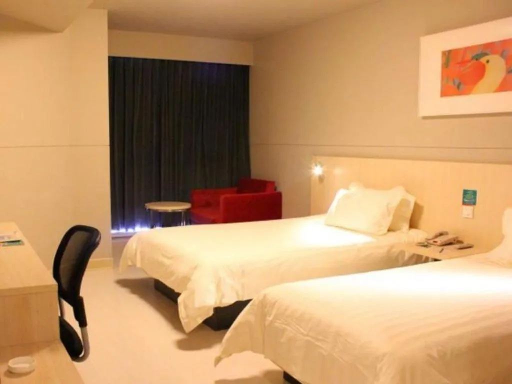 Bed in Jinjiang Inn Weihai Liugong Island Scenic Spot Shopping Market