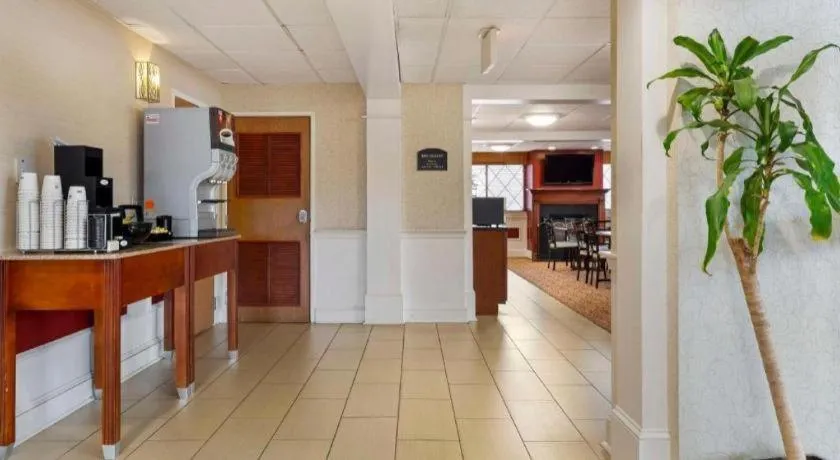 Best Western Plus The Inn at Sharon/Foxboro