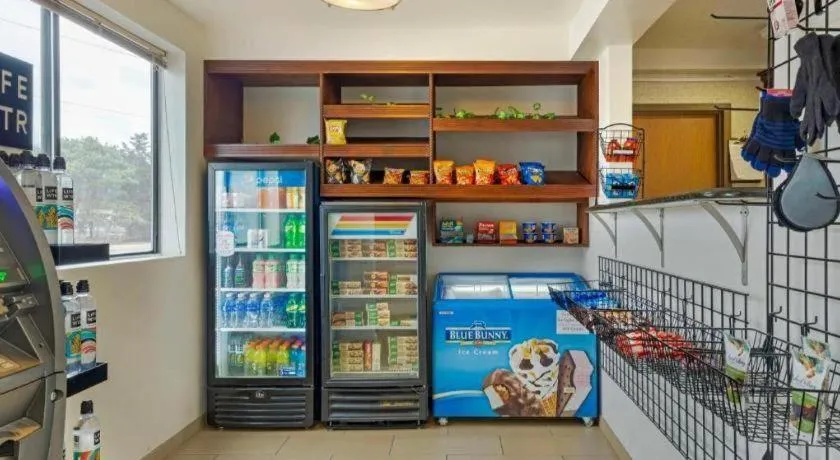 Best Western Plus The Inn at Sharon/Foxboro