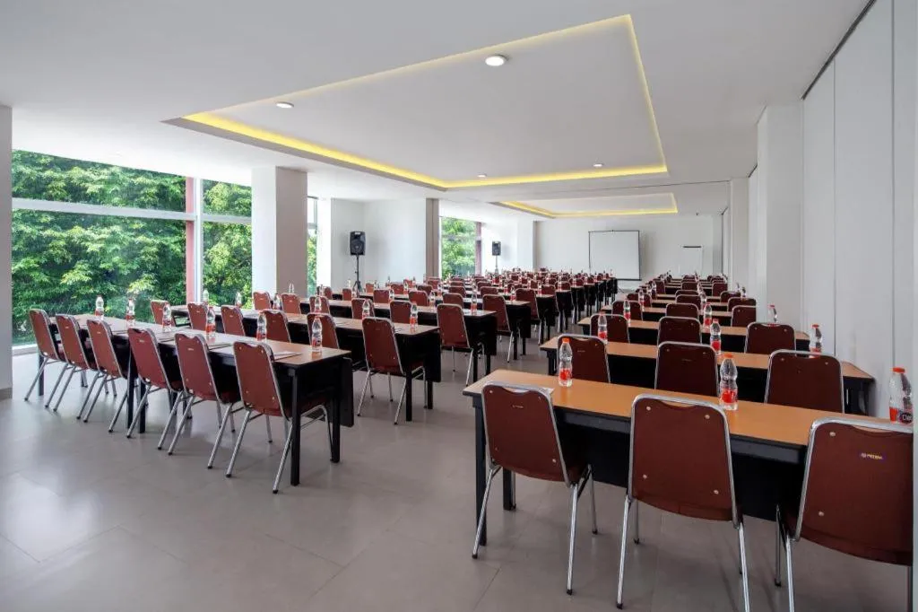 Amaris Hotel Pakuan Bogor