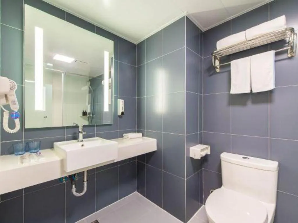 Hanting Hotel Dalian Economic and Technological Zone Wanda Plaza