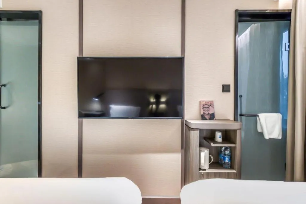 Bed in Hanting Hotel Hangzhou West Lake Longjing Road