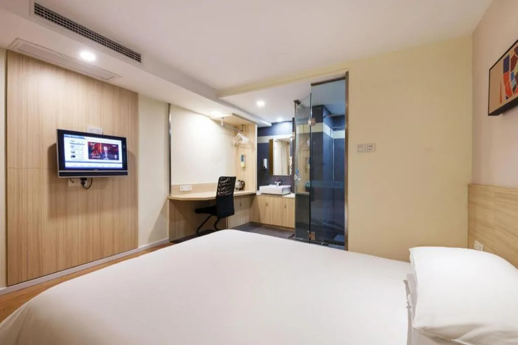 Bed in Hanting Hotel Hangzhou West Lake Longjing Road