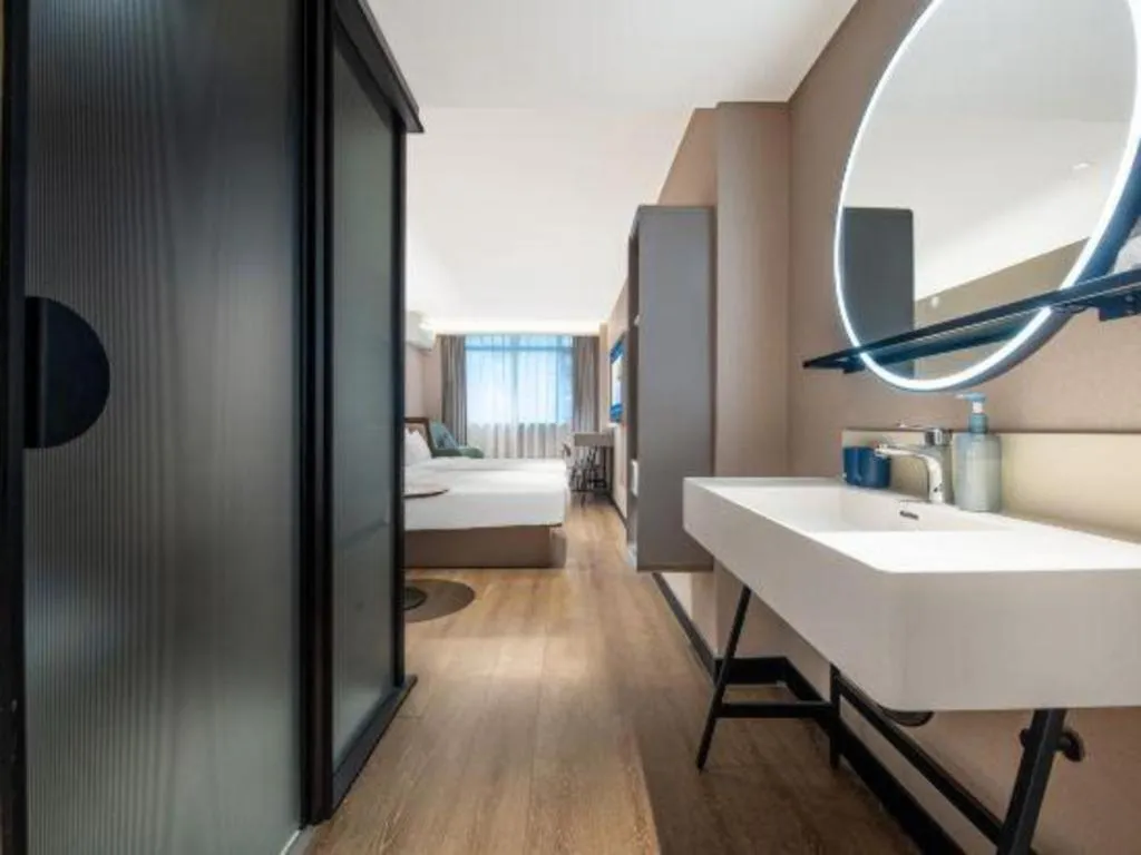 Hanting Hotel Chongqing Nanping Wanda Metro Station