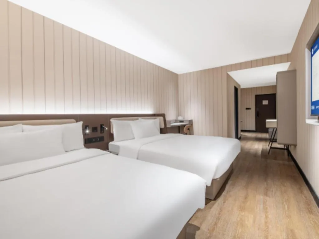 Hanting Hotel Chongqing Nanping Wanda Metro Station