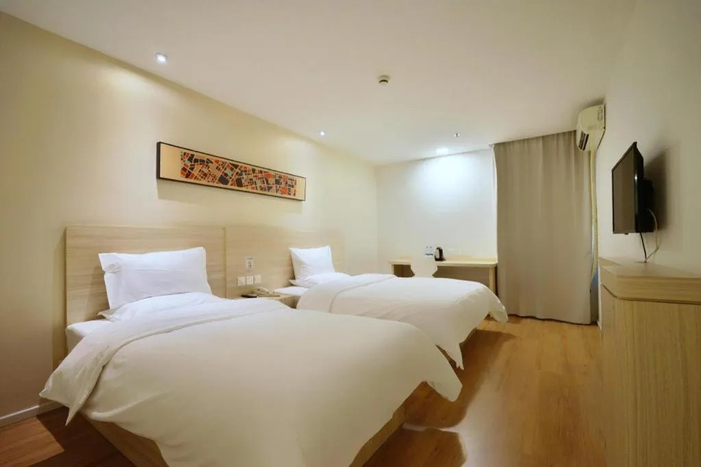 Hanting Hotel Chongqing Nanping Wanda Metro Station