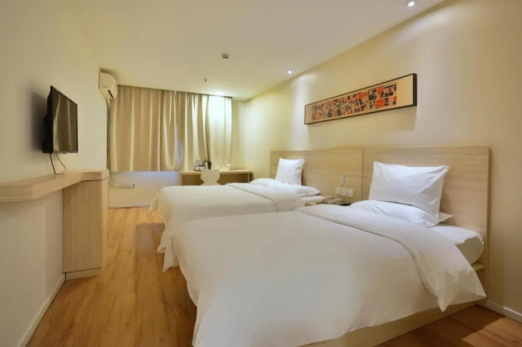 Hanting Hotel Chongqing Nanping Wanda Metro Station