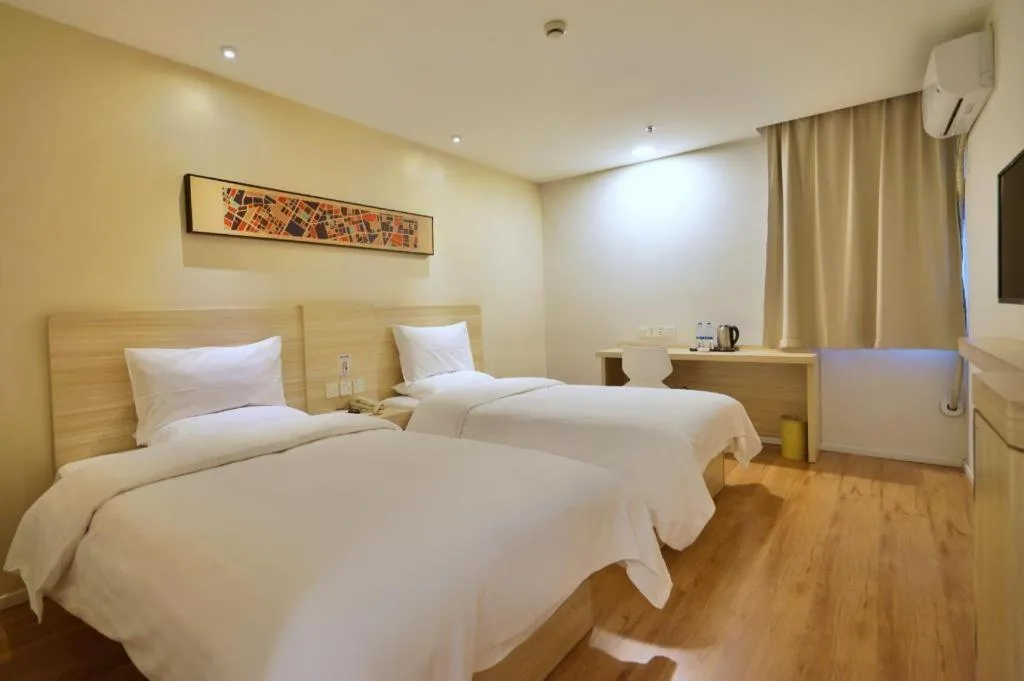 Hanting Hotel Chongqing Nanping Wanda Metro Station