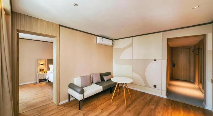 Hanting Hotel Qingdao Shandong Road Central Business District