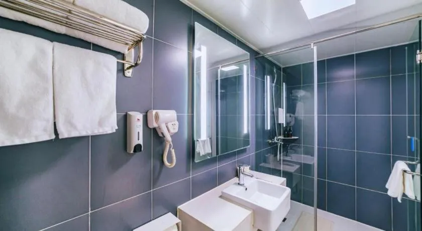 Hanting Hotel Qingdao Shandong Road Central Business District