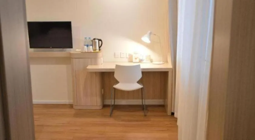 Hanting Hotel Qingdao Shandong Road Central Business District