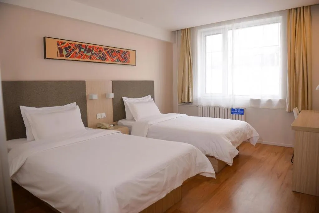 Hanting Hotel Tianjin Tanggu Metro Station