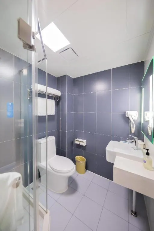 Hanting Hotel Tianjin Tanggu Metro Station