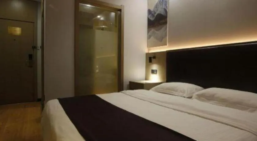 Bed in GreenTree Inn Liaoning Province Huludao City Xingcheng Shoushan Express Hotel