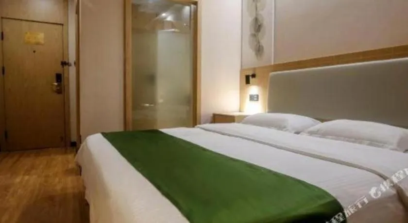 Bed in GreenTree Inn Liaoning Province Huludao City Xingcheng Shoushan Express Hotel