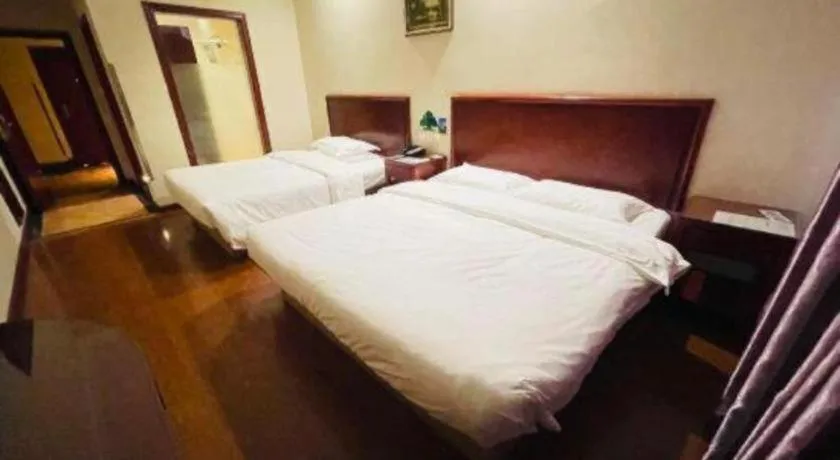 Bed in GreenTree Inn Liaoning Province Huludao City Xingcheng Shoushan Express Hotel