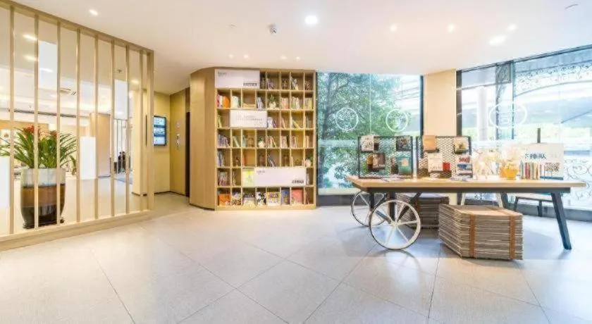 Hanting Hotel Shanghai Zhenping Road Railway Station New