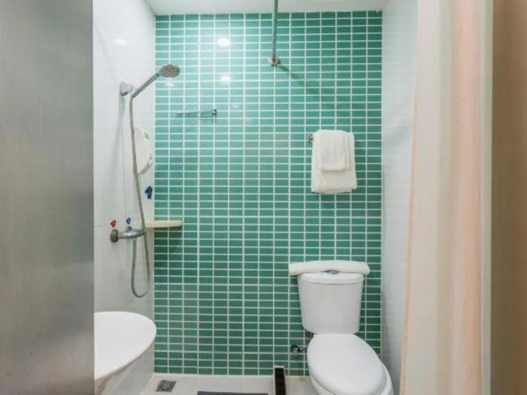 Hi Inn Guangzhou Gangding Metro Station