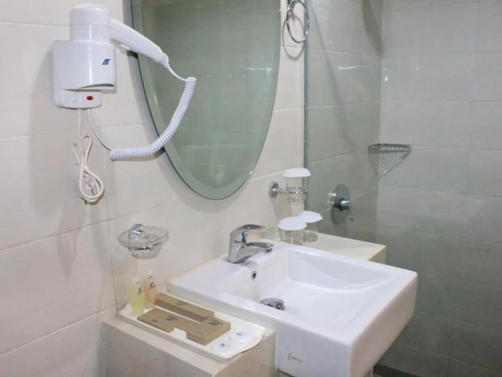 Marina Mamberamo Hotel