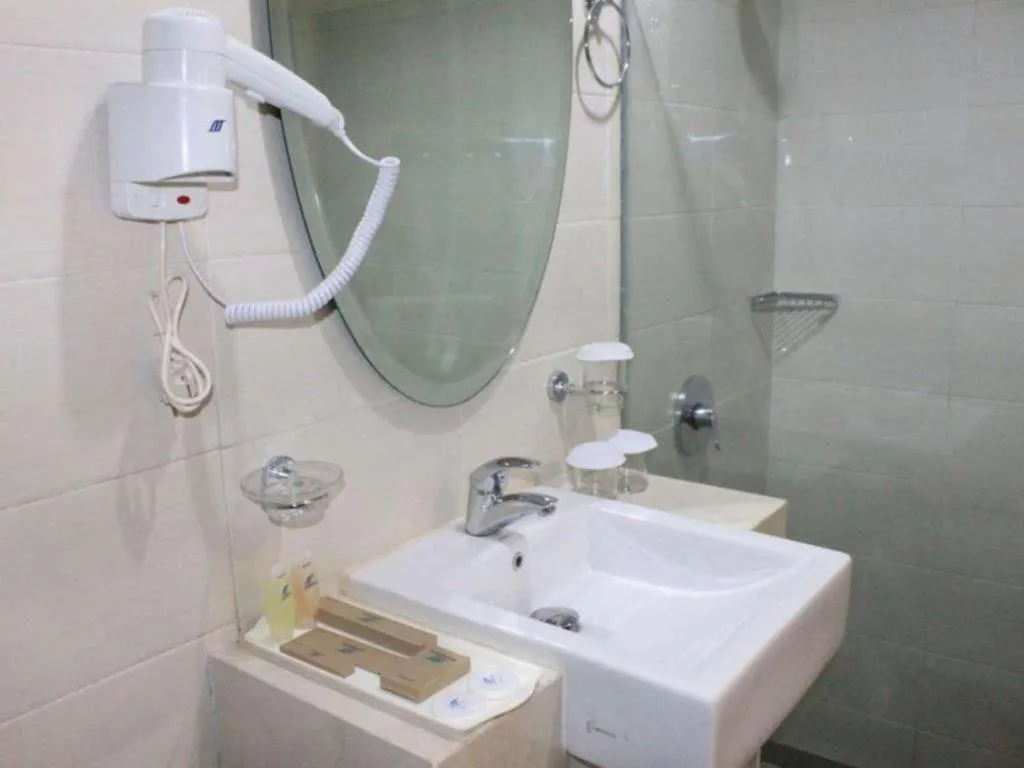 Marina Mamberamo Hotel