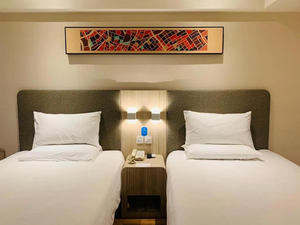 Hanting Hotel Guangzhou Sanyuanli Metro Station