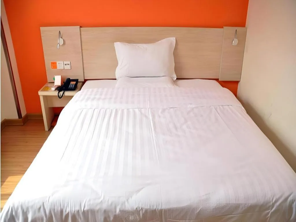 Bed in 7 Days Inn Beijing Niujie Street Metro Station Xuanwu Hospital