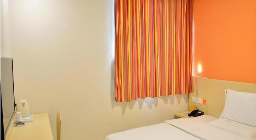 Bed in 7 Days Inn Beijing Niujie Street Metro Station Xuanwu Hospital