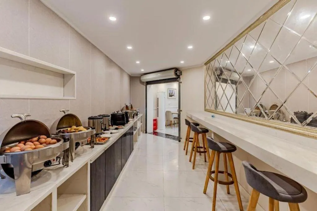 GreenTree Alliance Jiangsu Nanjing Pukou District Zhongsheng Street Wende Road Metro Station Hotel