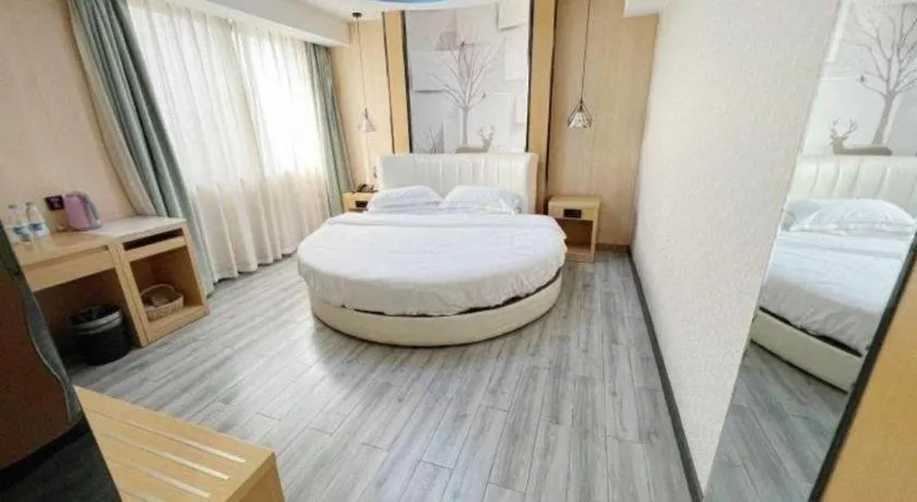 Bed in GreenTree Alliance Jiangsu Nanjing Pukou District Zhongsheng Street Wende Road Metro Station Hotel
