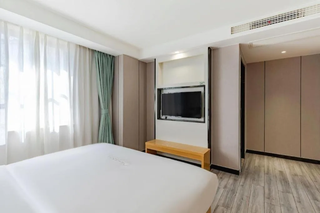 Bed in GreenTree Alliance Jiangsu Nanjing Pukou District Zhongsheng Street Wende Road Metro Station Hotel