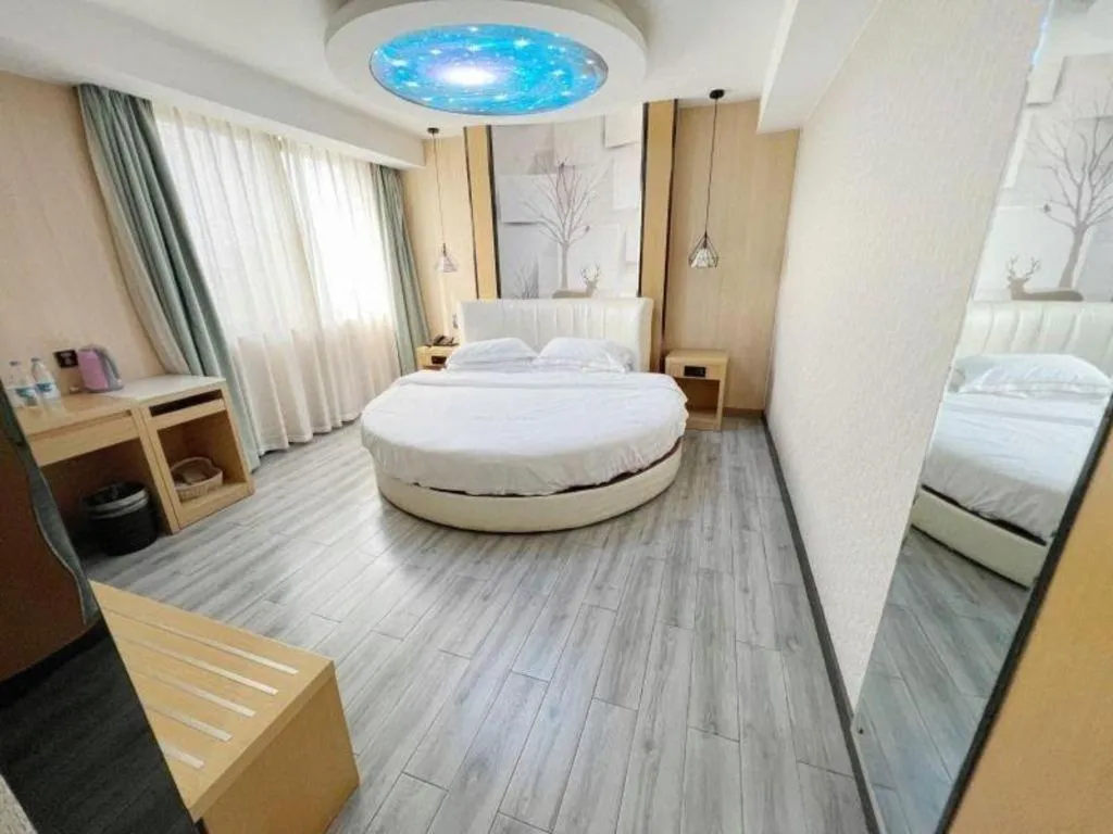 Bed in GreenTree Alliance Jiangsu Nanjing Pukou District Zhongsheng Street Wende Road Metro Station Hotel