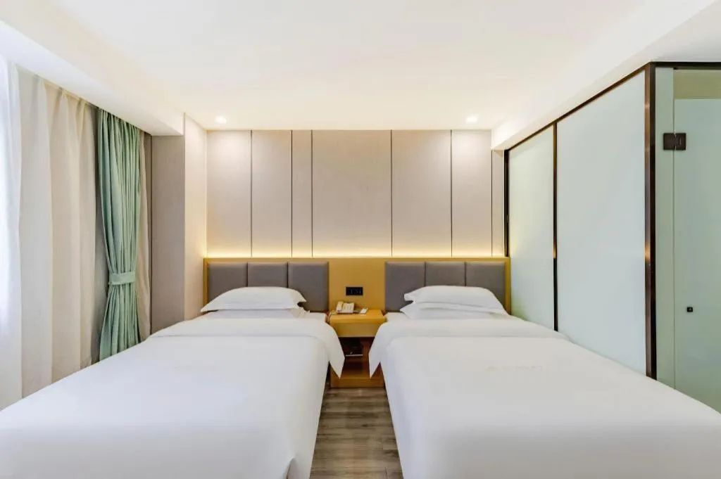 Bed in GreenTree Alliance Jiangsu Nanjing Pukou District Zhongsheng Street Wende Road Metro Station Hotel