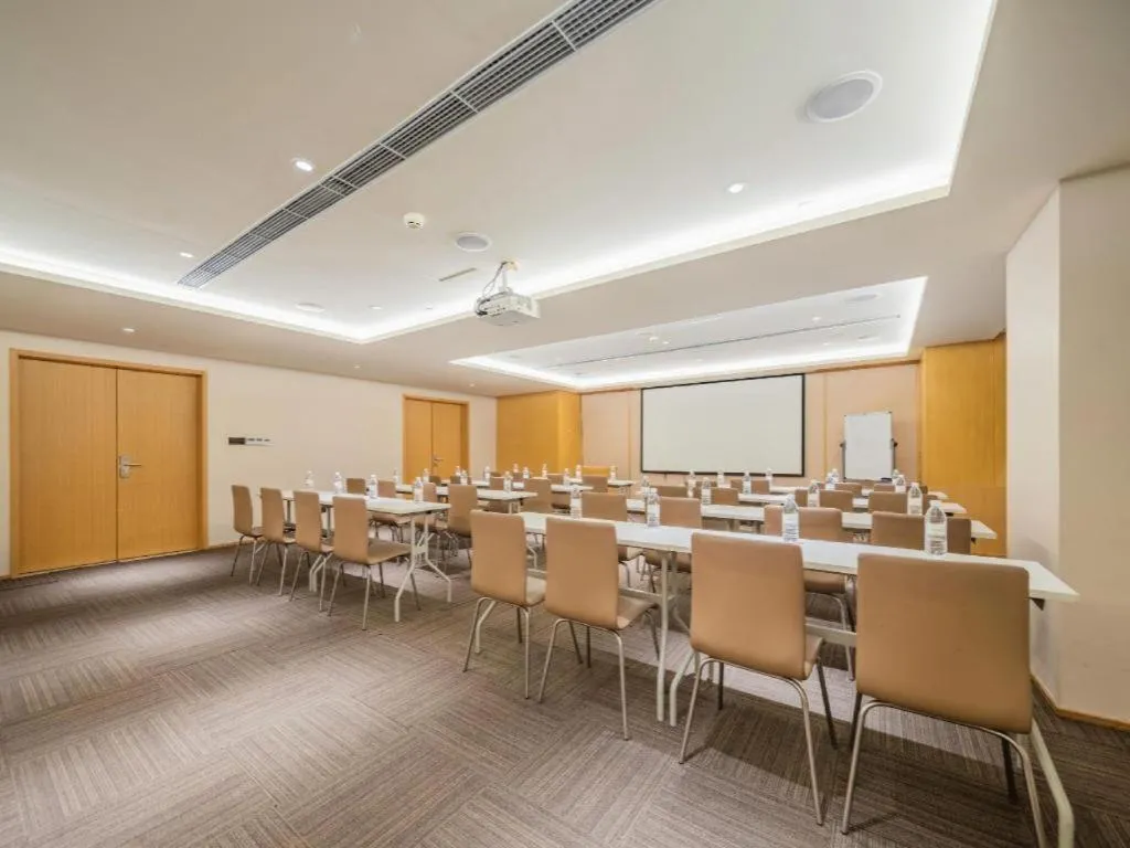 JI Hotel Chengdu Global Center