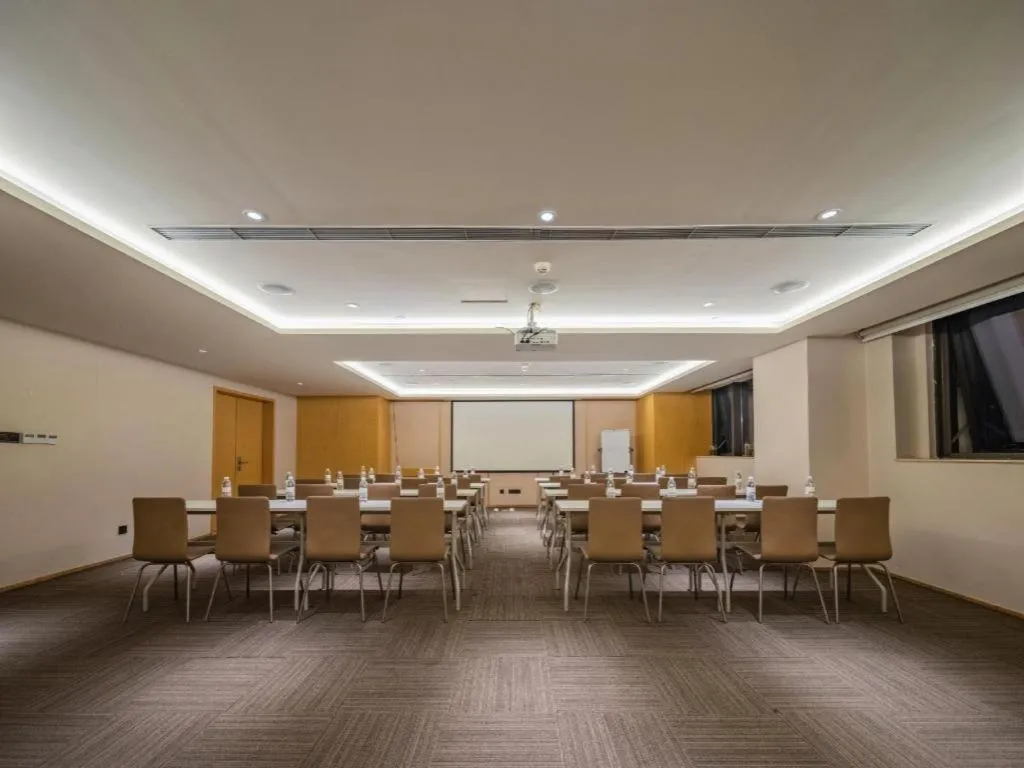 JI Hotel Chengdu Global Center