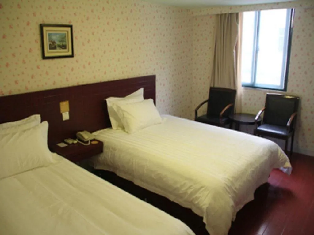 Bed in Jinjiang Inn Select Shanghai International Tourism and Resorts Zone Chuansha Road Subway Station