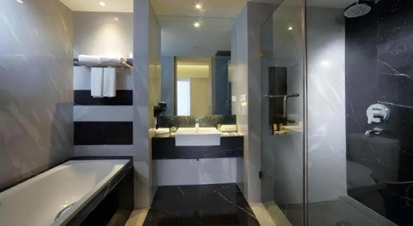 Bed in Brits Hotel Karawang