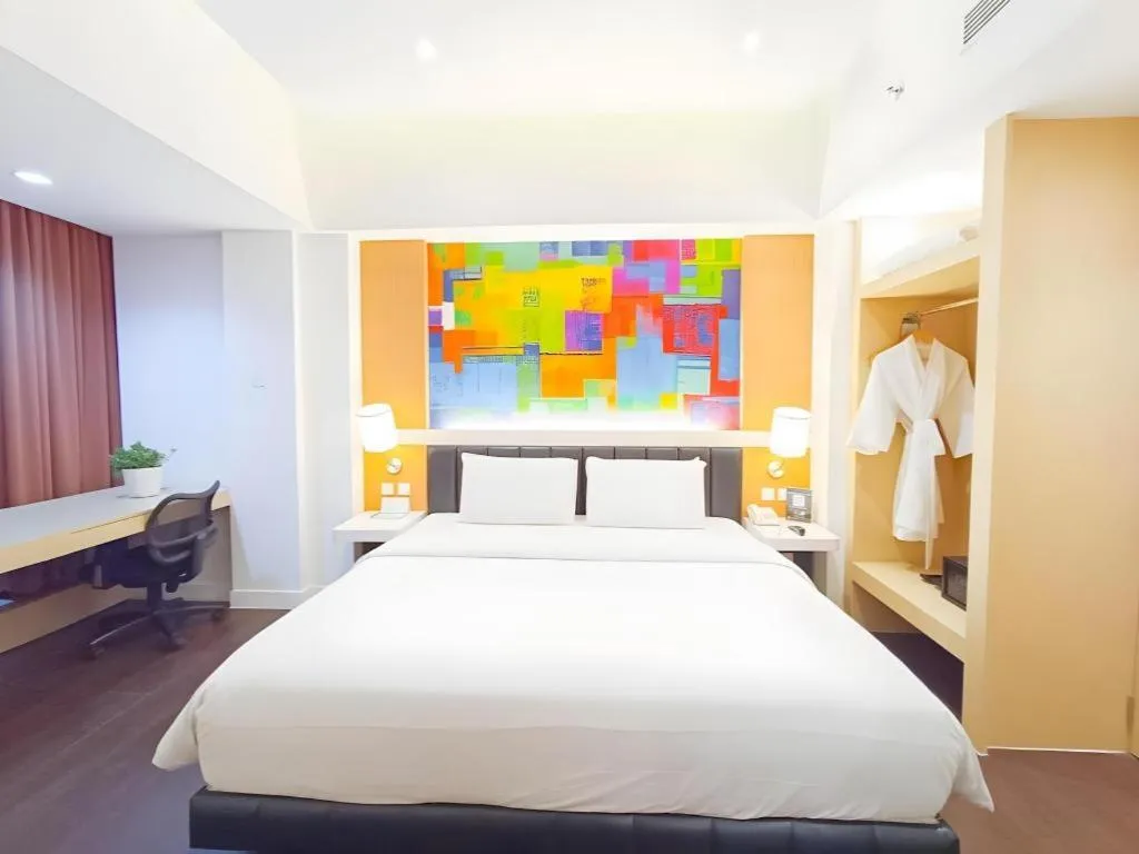 Bed in Brits Hotel Karawang