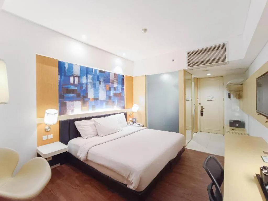 Bed in Brits Hotel Karawang