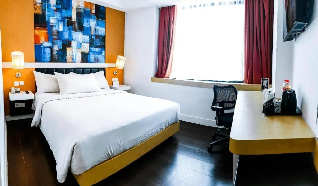 Bed in Brits Hotel Karawang