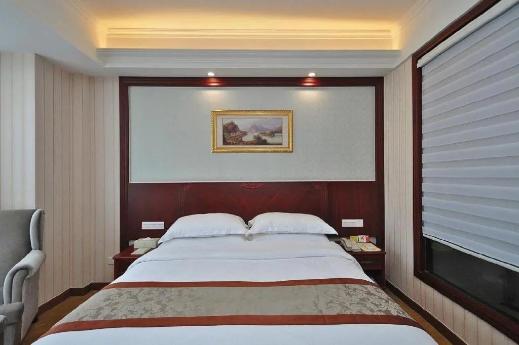 Bed in Vienna Classic Hotel Ningbo Xiangshan Wanda