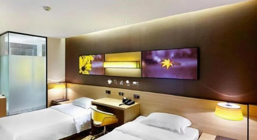 Bed in 7 Days Premium Tangshan Railway Station Jiaotong University