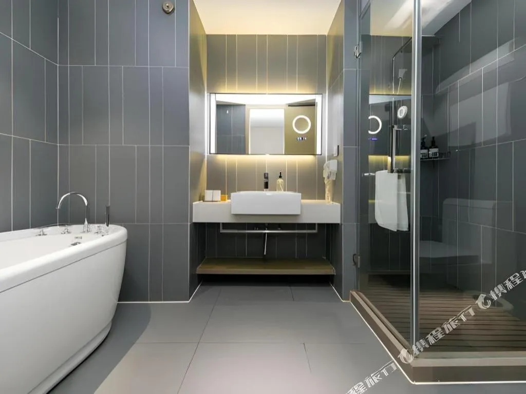 JI Hotel Shanghai Lujiazui Pudong Avenue