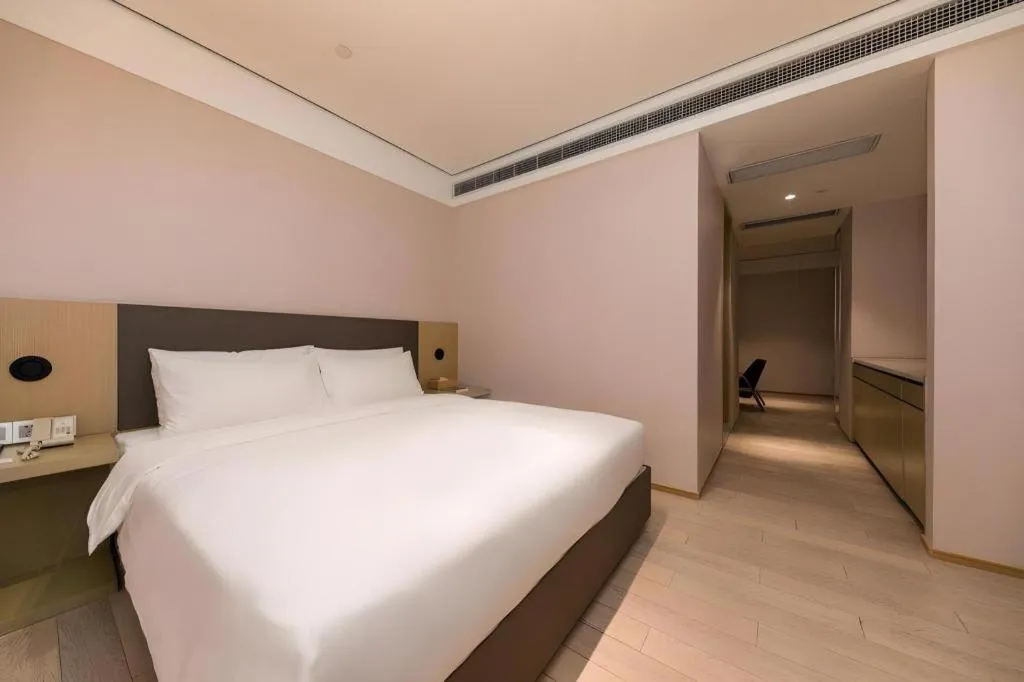 JI Hotel Shanghai Lujiazui Pudong Avenue