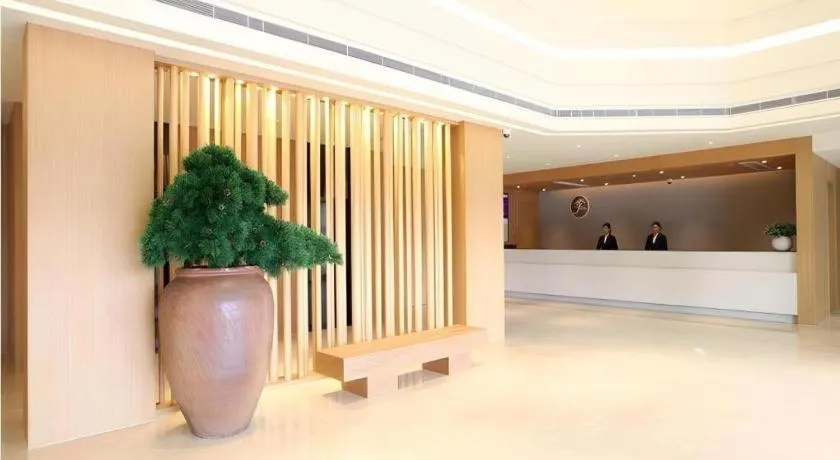 JI Hotel Shanghai Lujiazui Pudong Avenue