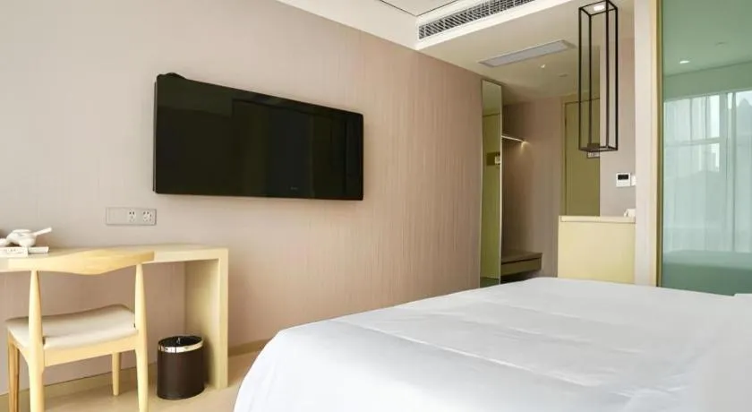 JI Hotel Shanghai Lujiazui Pudong Avenue