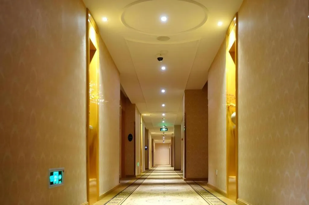 Vienna Hotel Shanghai Hongqiao Huaxin Road