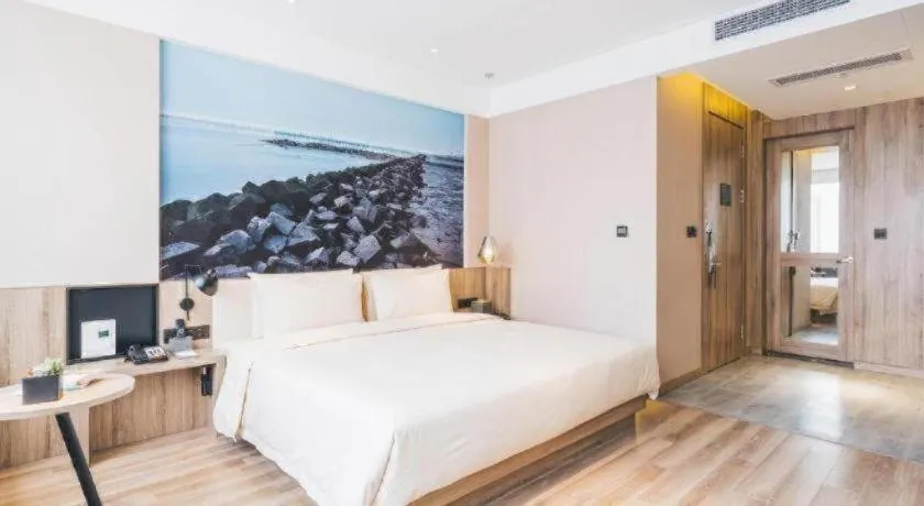 Bed in Vienna Hotel Shanghai Hongqiao Huaxin Road