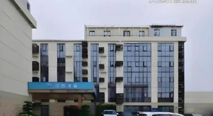 Vienna Hotel Shanghai Hongqiao Huaxin Road