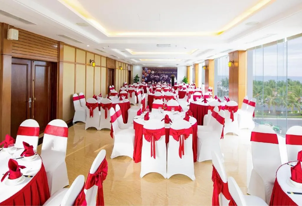 Le Hoang Beach Hotel Danang
