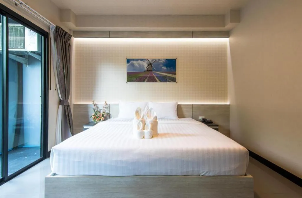 Bed in Pasub grand hotel